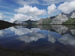 stunningly beautiful Mirror Water