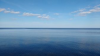 ocean under the blue sky