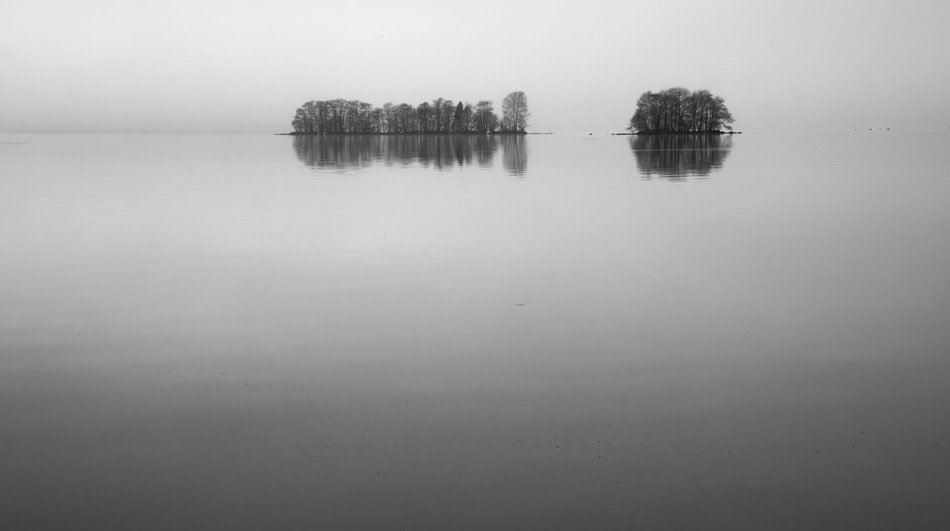 uninhabited islands in the middle of the lake