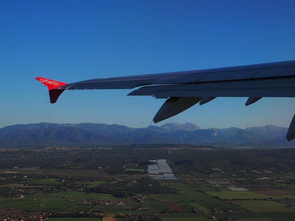 Aircraft red Wing, tramuntana, mallorca