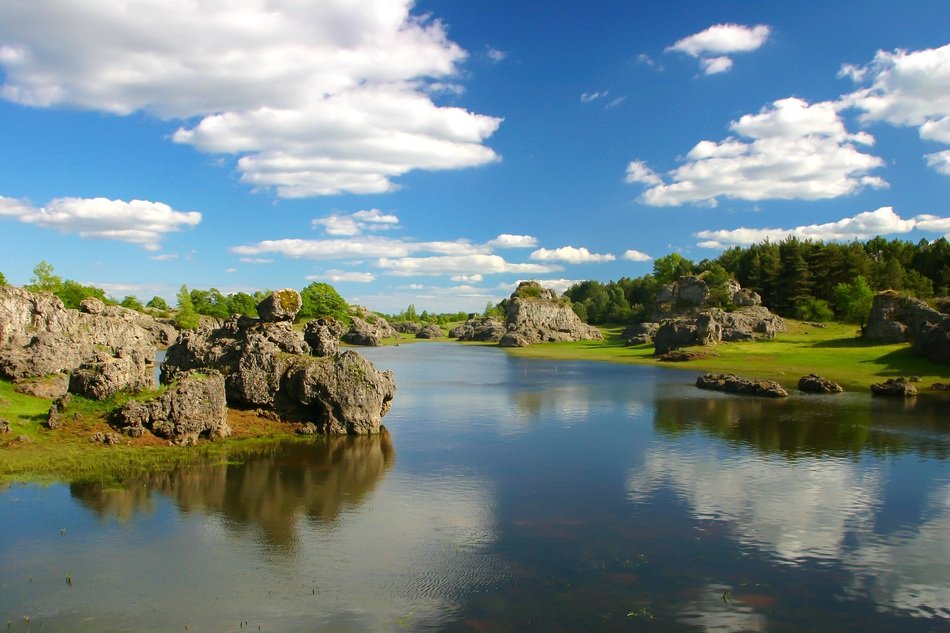 panorama of boulders on the lake