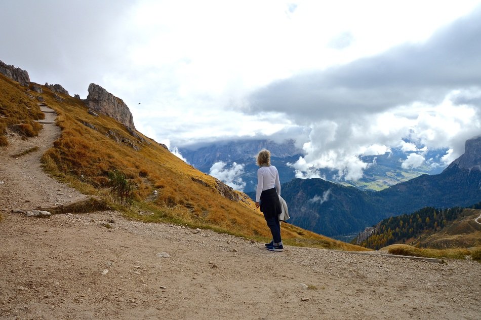 tourist in the dolomites