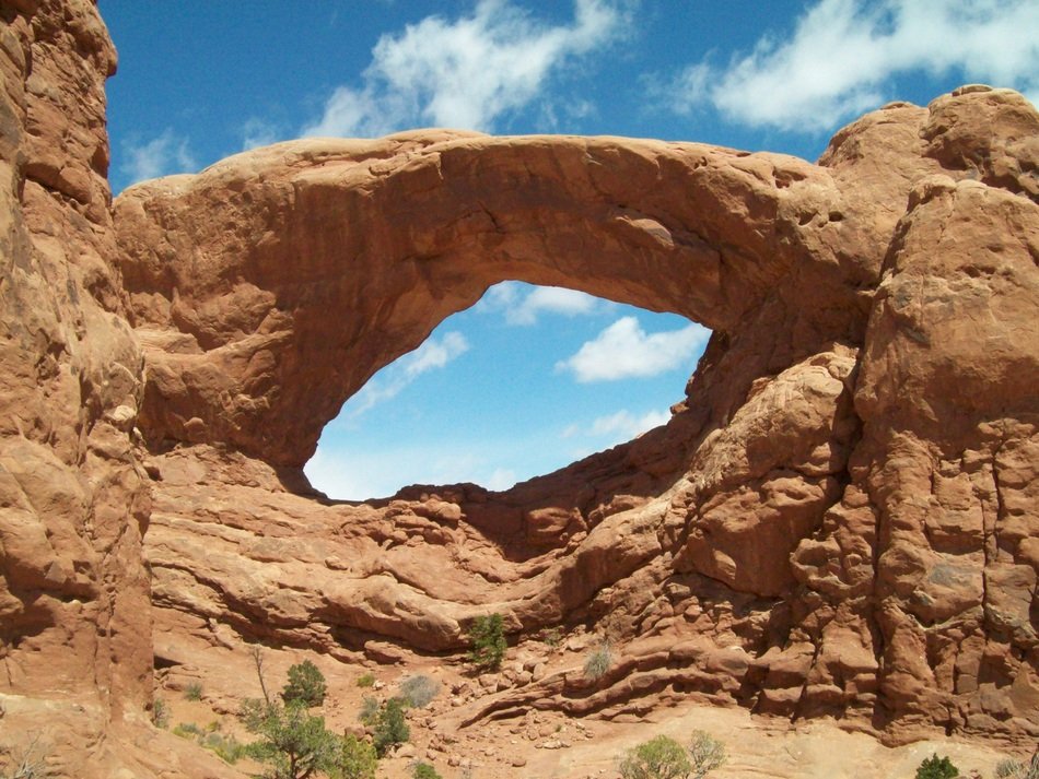 rock arch in the national park