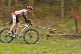 mountain bike downhill