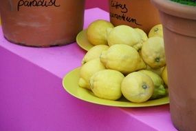 lemons for decoration