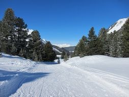 snow on the ski track