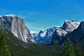 extraordinary beautiful mountains in Yosemite national park, usa, california