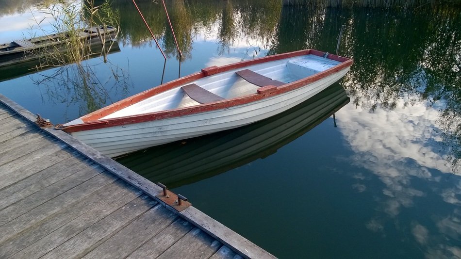 boat on the water in autumn