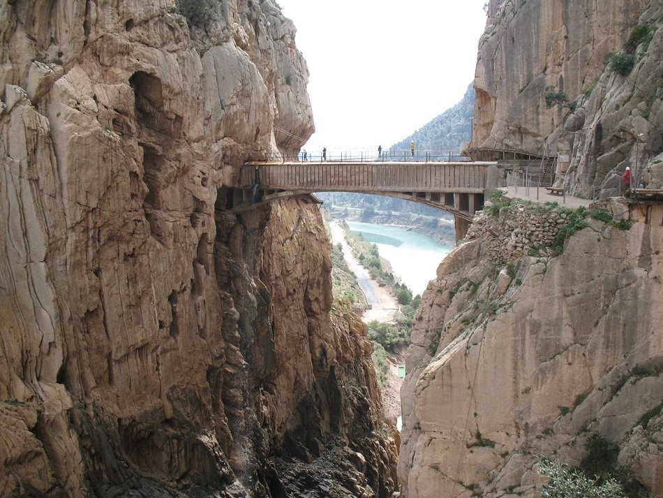 bridge between the rocks in Ardales