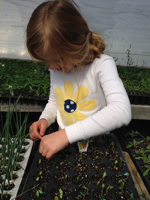baby with seeds