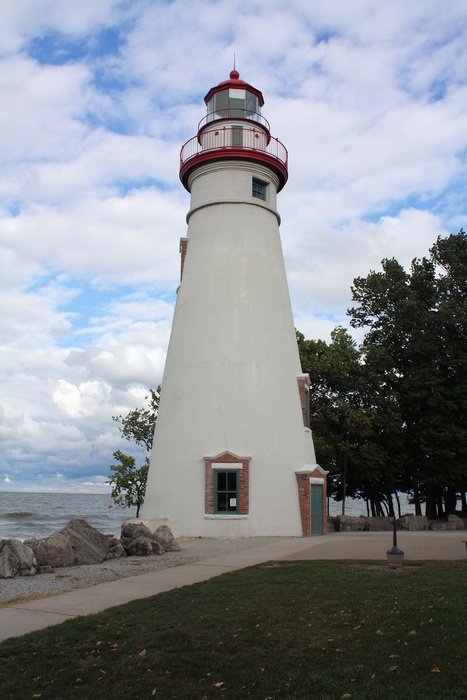 stunningly beautiful Lake Lighthouse