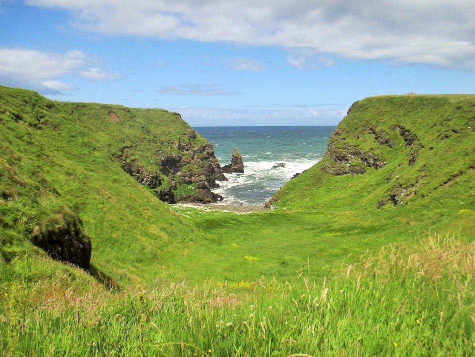 green cliffs on the seaside