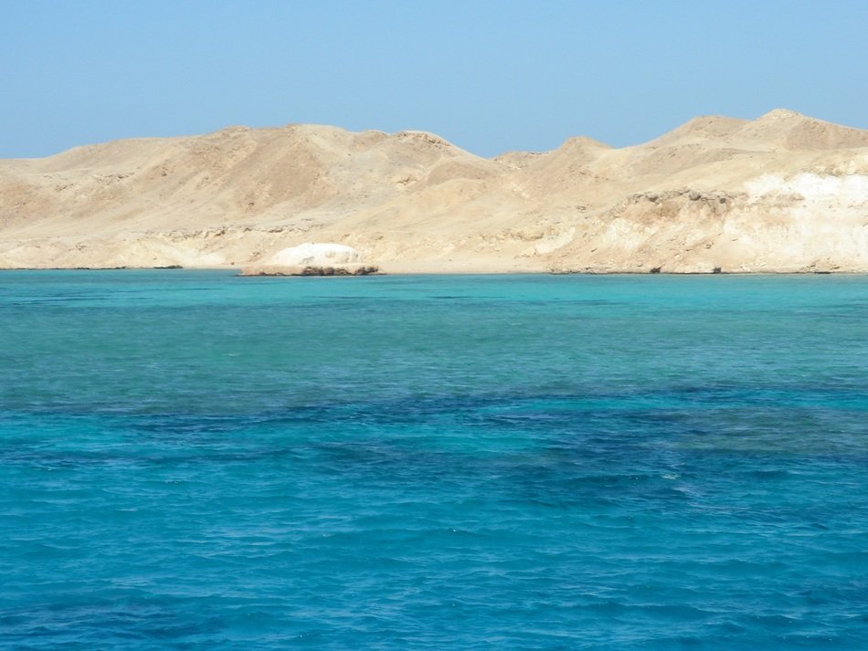 sea with blue water in egypt