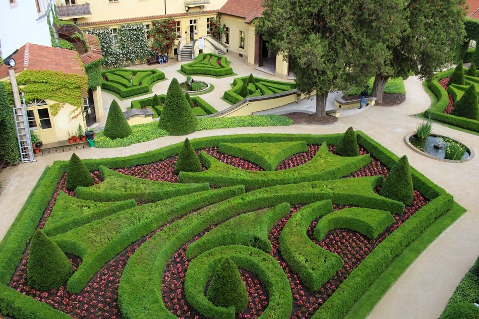 beautiful garden in Prague