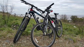 Mountain bicycles near the water