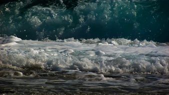 ocean waves with foam bubbled