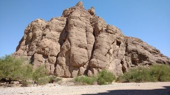 picturesque and pretty Canyon Mountain
