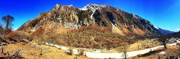 picturesque Siguniangshan mountains at Winter, china