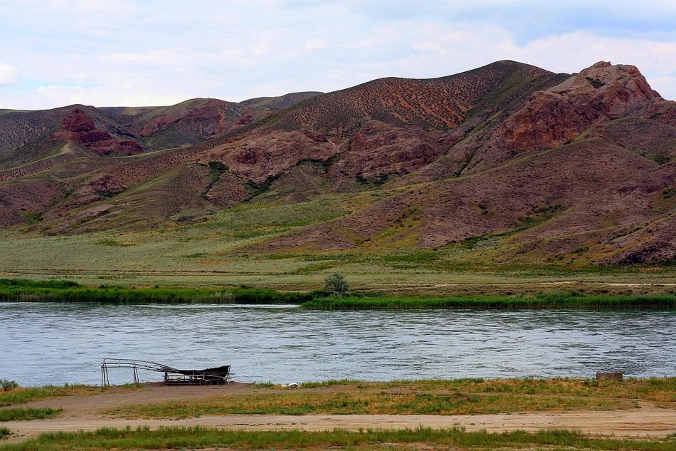 landscape of amazing mountains and River