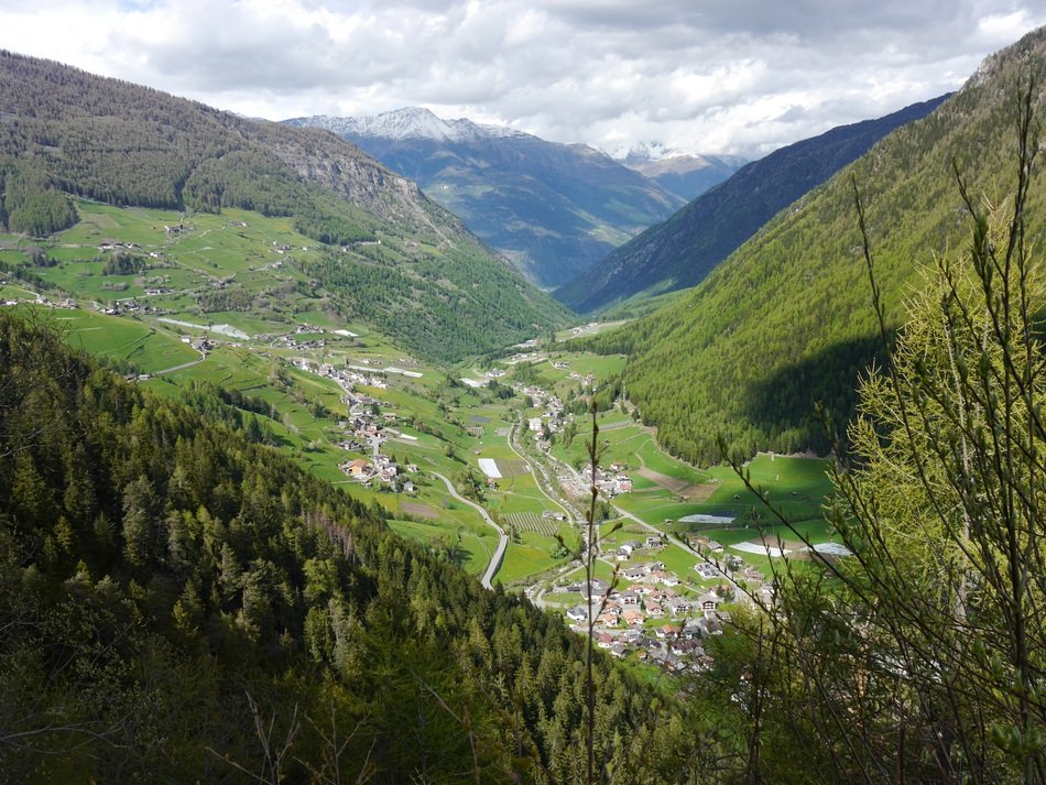Mountain Valley Nature
