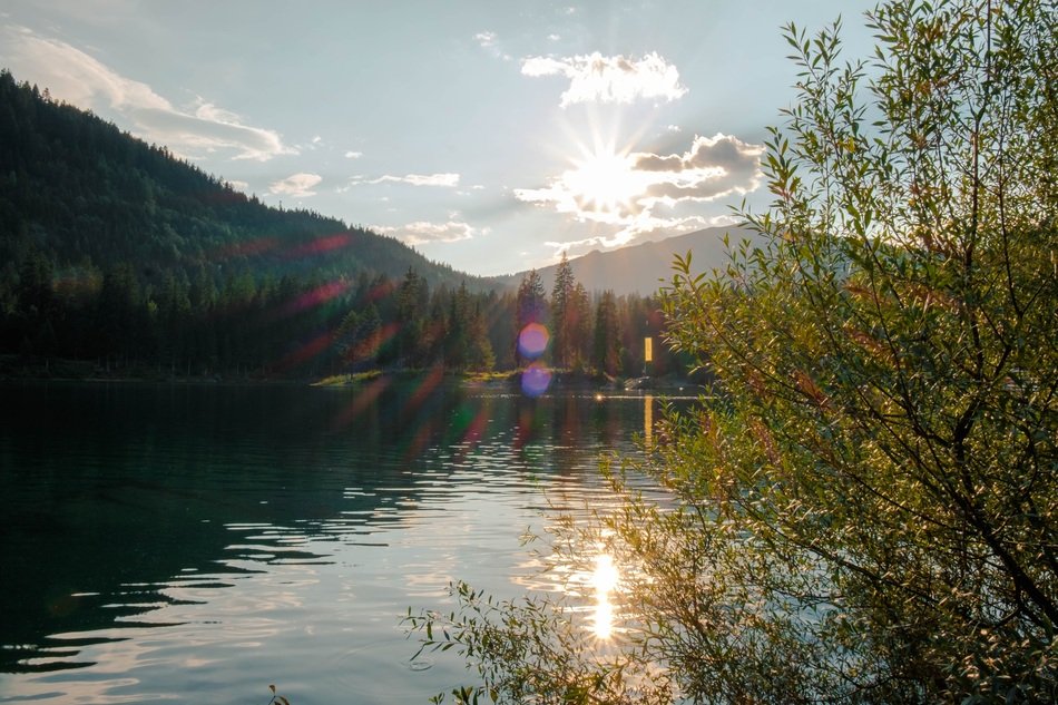 caumasee and evening sky