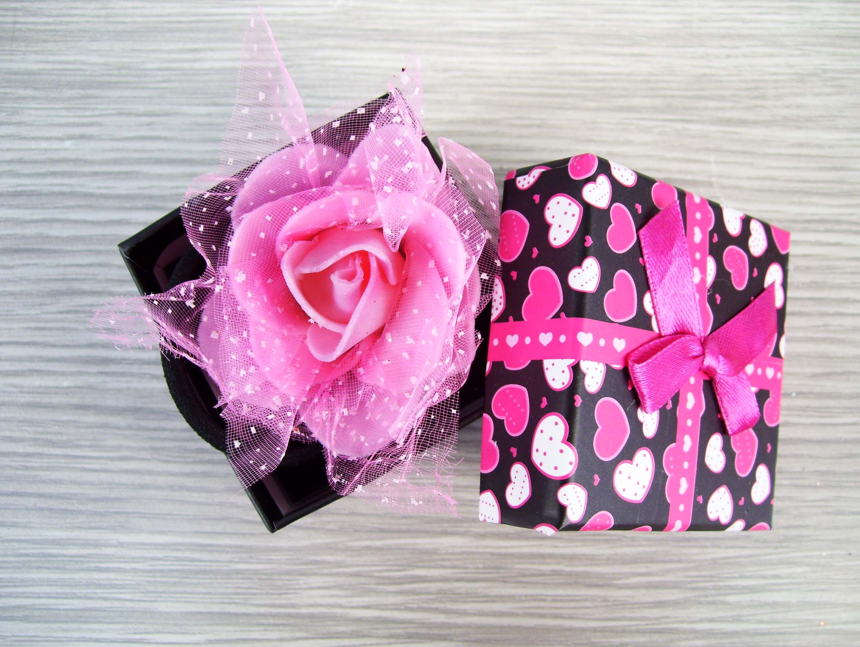 gift-box-with-ribbon-as-a-rose-free-image-download