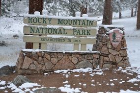 shield in the rocky mountain national park