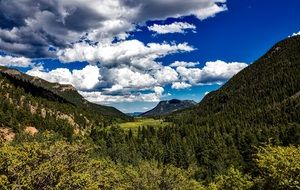 cloudy sky over the picturesque nature of colorado