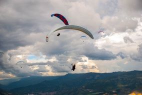 Paragliding Travel