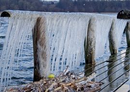 picturesque and pretty Icicles Bridge