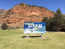 welcome utah text poster drawing