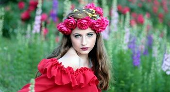 Girl with red Flowers