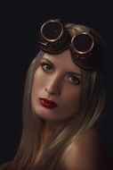 Portrait of the blonde goggly girl