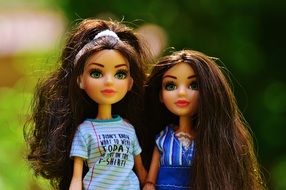doll twins in the street