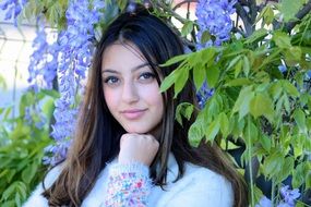 attractive model with brown eyes