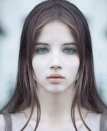 photo of the girl with green eyes