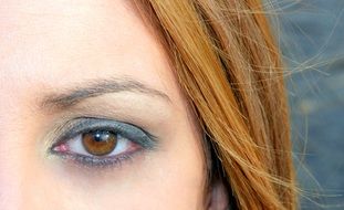 woman brown eye