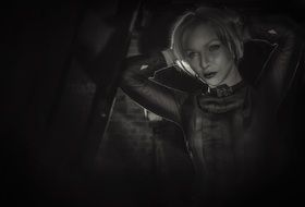 portrait of a girl in the mirror in the dark