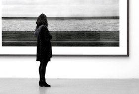 girl at the monochrome photo exhibition