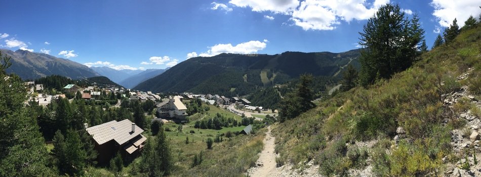 Beautiful Auron mountains