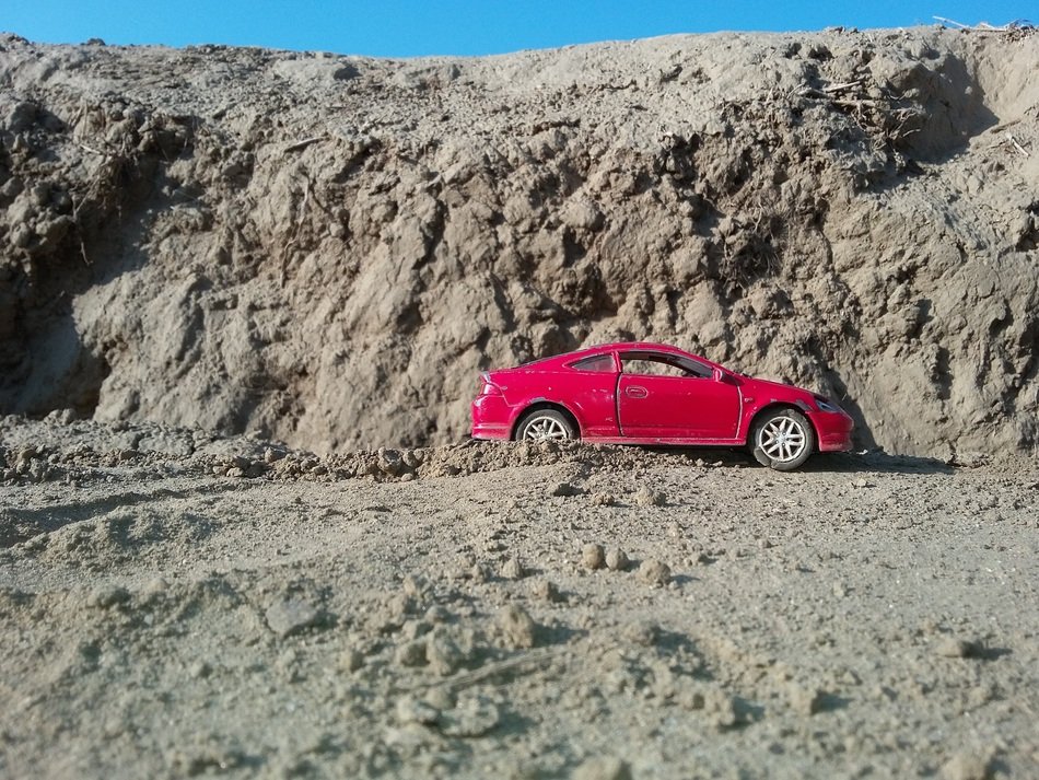 Auto in the desert