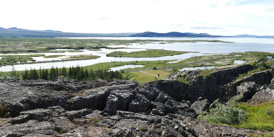 Iceland continental plates