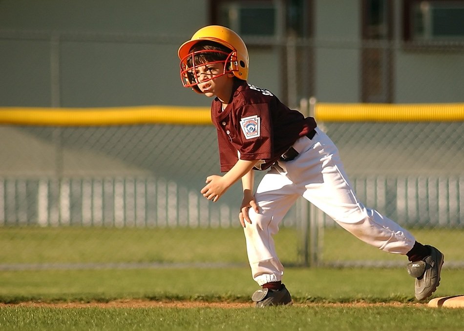 Baseball Runner Little boy