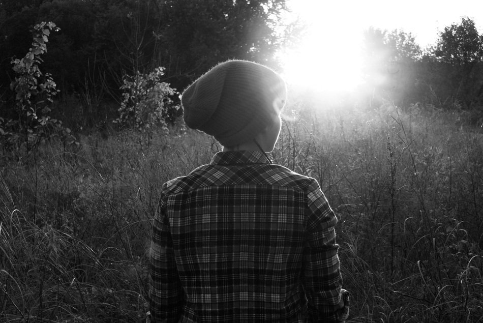 Black and white photo of the posing person