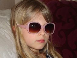 Cool Girl with sunglasses on her face