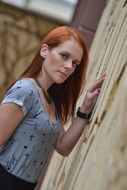 model with red hair