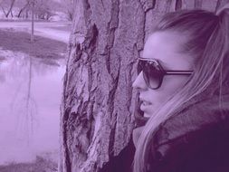 Girl Young about Tree