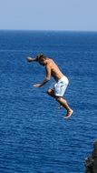 dangerius jumping into the water