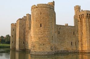 medieval fortifying fortress in england