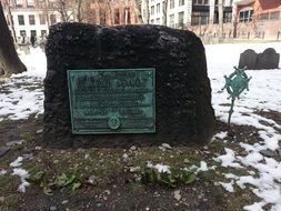 headstone in boston